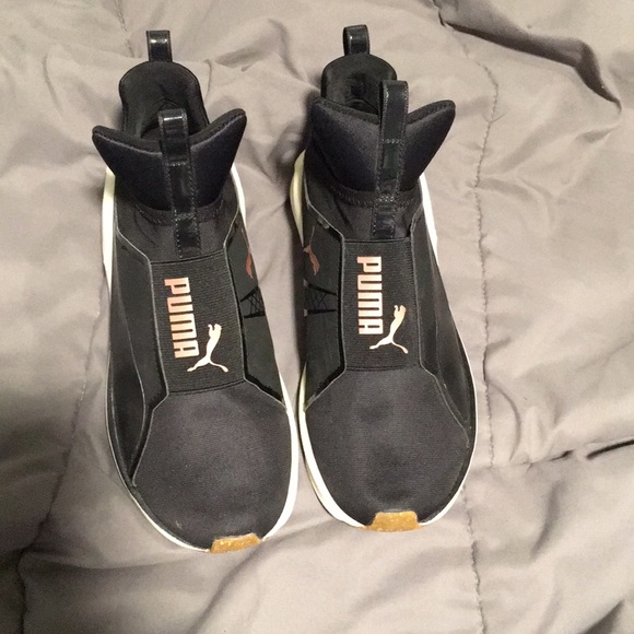Puma Shoes - Puma black and rose gold shoe size 7